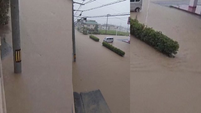 Užfiksuoti Hirošimą siaubę potvyniai: gatvės virto upėmis