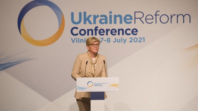 Premjerė Ukrainos forume: vienintelis būdas judėti į priekį – sutelkti šalies veikėjus