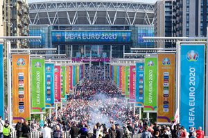 Pasaulio sporto sostine tapęs Londonas atvėrė arenų vartus anglų pergalių laukiantiems sirgaliams