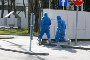 Lietuvoje auga užsikrėtimų COVID-19 skaičius: naujų atvejų – 74, mirė vienas pacientas