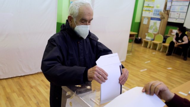 Bulgarai antrą kartą per tris mėnesius renka parlamentą: tikimasi koalicinės vyriausybės