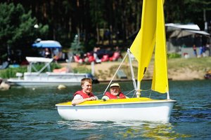 Lietuvos buriuotojai į jachtas siūlo sėstis negalią turintiems tautiečiams