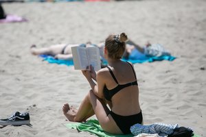 Alinanti kaitra ir toliau vargins, prognozuoja, kada galima tikėtis lietaus