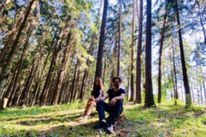 Leonas Somovas ir Dileta pristato vaizdo klipą „Back to Life“: „Kartais užtenka tik sustoti“