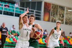 Tarptautinio R. Šiškausko vardo turnyro starte – pergalingas lietuvių žaidimas