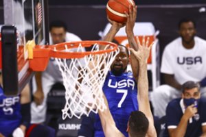 JAV rinktinė atsitiesė po dviejų niuksų – sutriuškino Argentiną