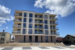 Alytuje iškilo naujas modernus apartamentų ir paslaugų paskirties pastatas