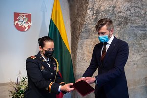 Akredituota nauja JAV gynybos atašė Stephanie L. Baugh