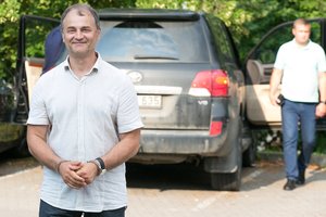 Paaiškėjo, kokioje byloje sulaikytas aferų meistras Sergejus Rachinšteinas