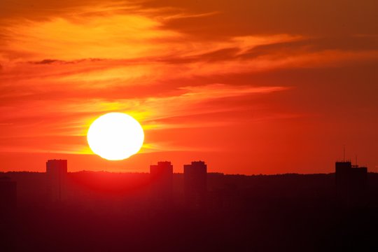 Pagerintas 90 metų senumo karščio rekordas Lietuvoje – fiksuota tropinė naktis