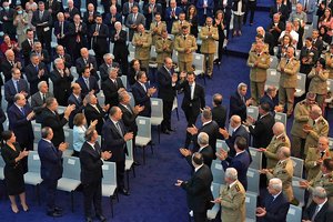 Po kontroversiškų Sirijos prezidento rinkimų B. al Assadas prisaikdintas naujai kadencijai