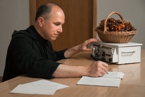 Vienuolio karo aviacijos mediko sukurtą gaminį maldininkai graibsto ir per vasaros karščius, ir per žiemos šalčius