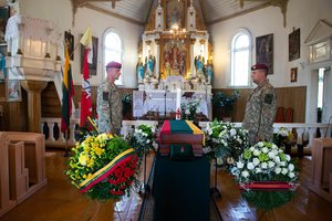 Palaidotas paskutinysis sovietų mirties bausme nuteistas partizanas Pranciškus Prusaitis-Lapė