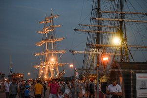 Stebisi, kokią žinutę gyventojams siunčia Jūros šventė raudonuojančioje Klaipėdoje