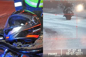 166 km/val. greičiu duobėtu kelio ruožu skuodusį motociklininką sustabdė pareigūnai: bauda gresia labai nesaldi