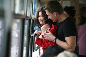 Nuo merginos gundymų autobuse vaikiną užvaldė ekstazė – pamiršo net savo vardą