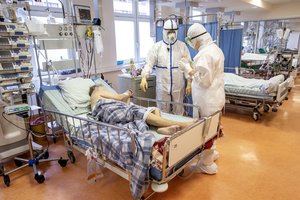 Dauguma Lietuvos ligoninių COVID-19 pacientų užsikrėtę delta atmaina, neskiepyti – beveik visi