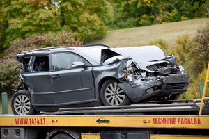 Skelbia apie pokyčius, susijusius su automobilių draudimu: ko dabar gali tikėtis vairuotojai po eismo įvykio