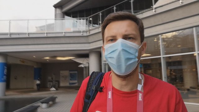 Įsibėgėjusios olimpiados kasdienybė: kuo kvėpuoja ir dėl ko jaudinasi Tokijas