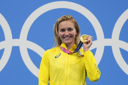K. Ledecky turėjo tenkintis sidabru – auksą nugvelbė 20-metė plaukikė iš Australijos