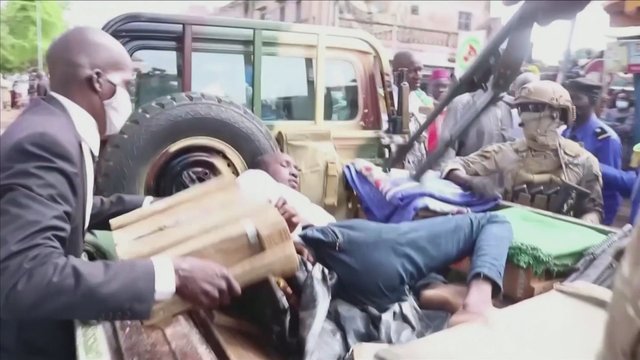 Mėginimu nužudyti Malio laikinąjį prezidentą kaltinamas vyras mirė būdamas suimtas