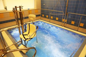 Bedė pirštu į opią problemą: dauguma onkologinių pacientų negali pasinaudoti medicinine reabilitacija