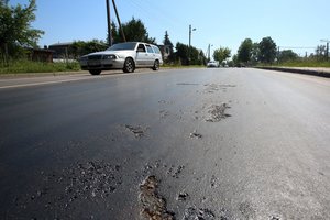 Nuo temperatūros svyravimų kenčia keliai: ką siūlo mokslininkai?