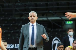 „Fenerbahce“ ieškos naujo trenerio: I. Kokoškovas vienija jėgas su L. Dončičiumi