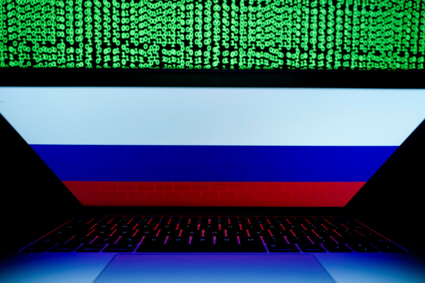 Lenkija paskelbė apie kovos su kibernetiniais nusikaltimais agentūros steigimą, praėjus mėnesiui po kibernetinės atakos prieš Lenkijos politikus, Varšuvos teigimu, įvykdytos iš Rusijos.<br>REUTERS/Scanpix nuotr.