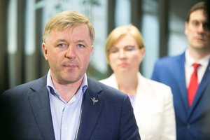 Valstiečiai Seime kviečia A. Bilotaitę ir G. Landsbergį į susitikimą: užtenka vaidinti viršininkus