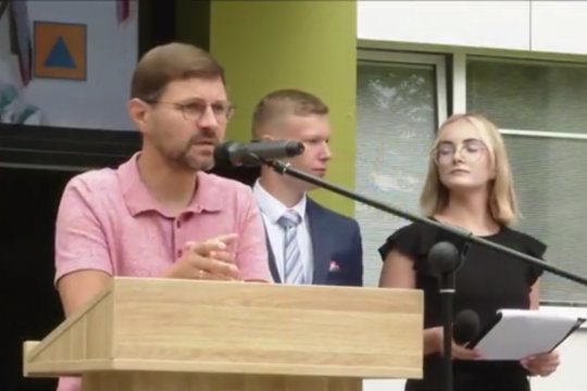 Abiturientų šventėje kalbą sakęs A. Kandrotas nustebino tėvus: Kaune nėra kitų autoritetų?