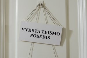 Naftos produktų aferas surezgusi bendrininkų grupė siunčiama į teismą