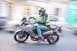 Gyventojai nebeapsikenčia motociklininkų keliamo triukšmo: pareigūnai tik gūžteli pečiais – nieko padaryti negali