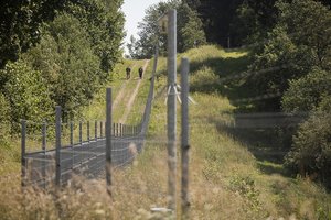 Tempai nelėtėja: penktadienį sulaikyta 117 neteisėtų migrantų