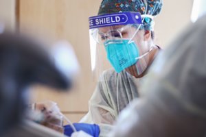 J. Bidenas: Jungtinėse Valstijose veikiausiai bus įvesta naujų suvaržymų dėl COVID-19