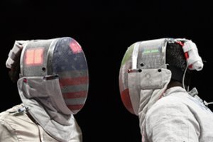 JAV fechtavimosi rinktinės nariai protestavo prieš komandos partnerį – nenori matyti jo šalia