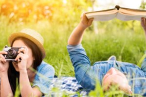 Vasaros atostogų skaitiniai: įkvėps keliauti ir pažinti save