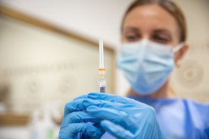 A. Dulkys: šią savaitę įsigalios trečio skiepo tvarka – bus galima maišyti vakcinas