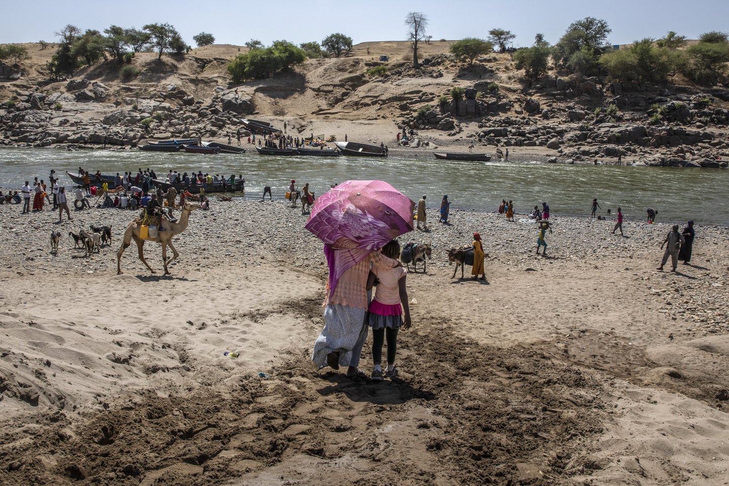  Upėje tarp Etiopijos Tigrėjaus ir Sudano rasta dešimtys lavonų.  <br> AP/Scanpix nuotr.
