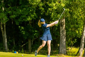 Europos centro golfo aikštyne – per šimtą naujokų ir pradedančiųjų