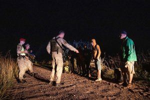 Raudonasis Kryžius sako matantis problemų dėl migrantų apgręžimo 