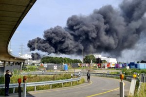 Sprogimo Vokietijos chemijos pramonės komplekse aukų padaugėjo iki šešių