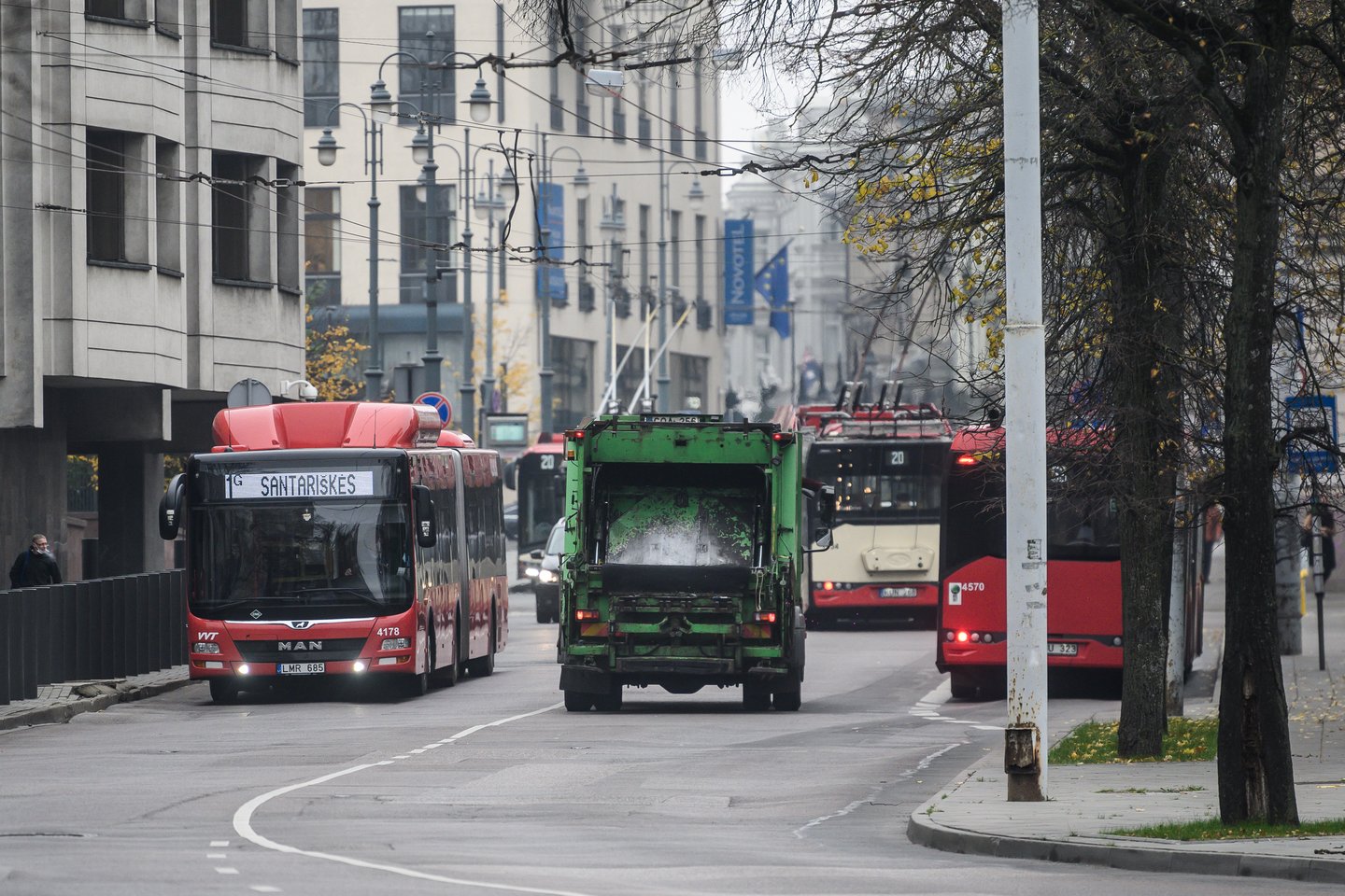 Vilniaus troleibusų ir autobusų vairuotojai sostinės valdžiai grasina streikais.<br>V.Skaraičio nuotr.