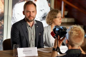 LNOBT vadovai pristatė būsimą sezoną: atidarymui – tarptautinė premjera