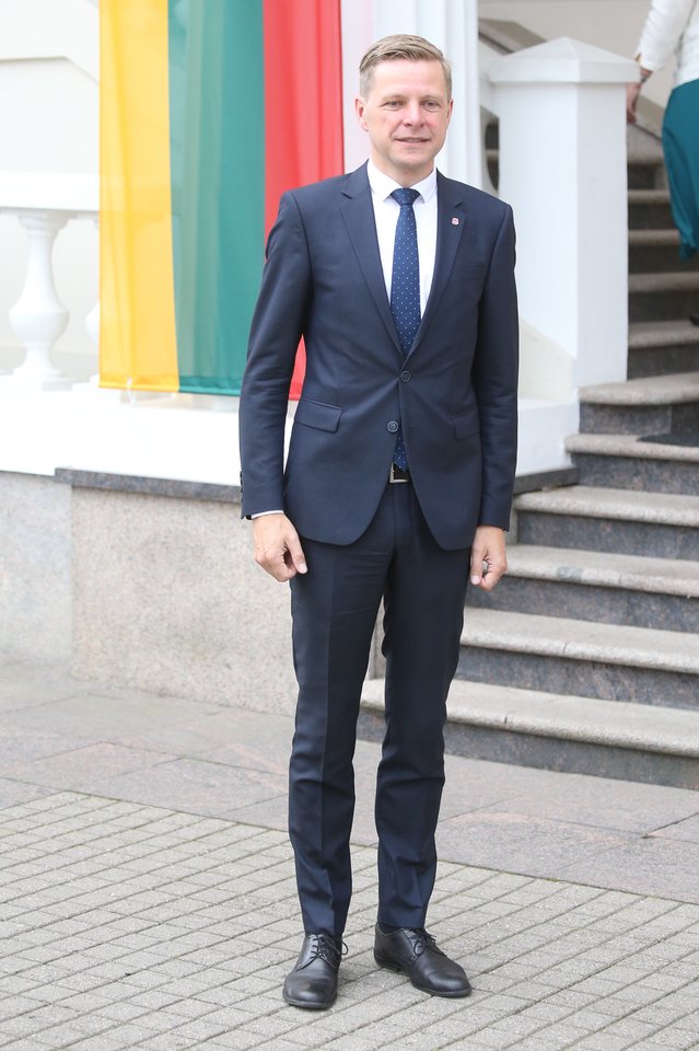 Valstybės (Lietuvos karaliaus Mindaugo karūnavimo) dienos proga, pirmą kartą nuo 2009-ųjų, Prezidento rūmuose surengtas šventinis renginys. / Remigijus Šimašius.<br>R.Danisevičiaus nuotr.