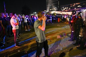 Po riaušių sostinėje Vilniaus miesto savivaldybė atšaukia visus suderintus leidimus renginiams