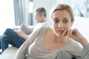 Vyro apgaudinėjama žmona vietoje skyrybų turėjo geresnį planą: „Aš protinga, nenoriu turto dalintis“