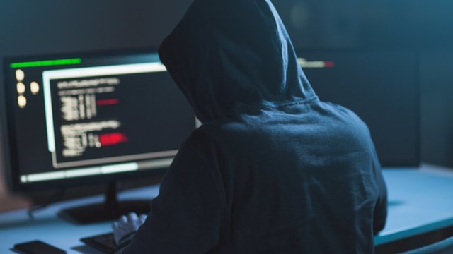 Programišiai įvykdė kibernetinę ataką: ji siejama su vykusiomis riaušėmis prie Seimo