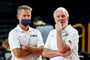 JAV krepšinio rinktinė ieško naujo trenerio: tikimybės stoti prie vairo neatmeta ir S. Kerras