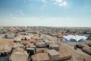 Pasaulio architektai sutelkė jėgas prieš migrantų krizę – kurs jiems gražesnį gyvenimą